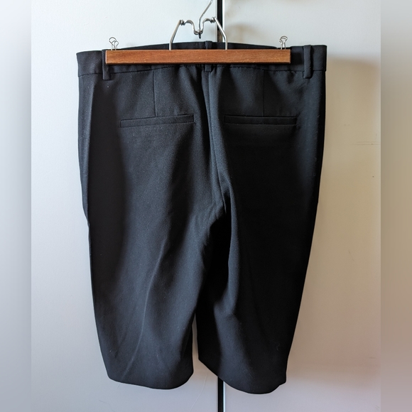 Five Units Angelie Straight Split Bermuda Shorts - Picture 3 of 11